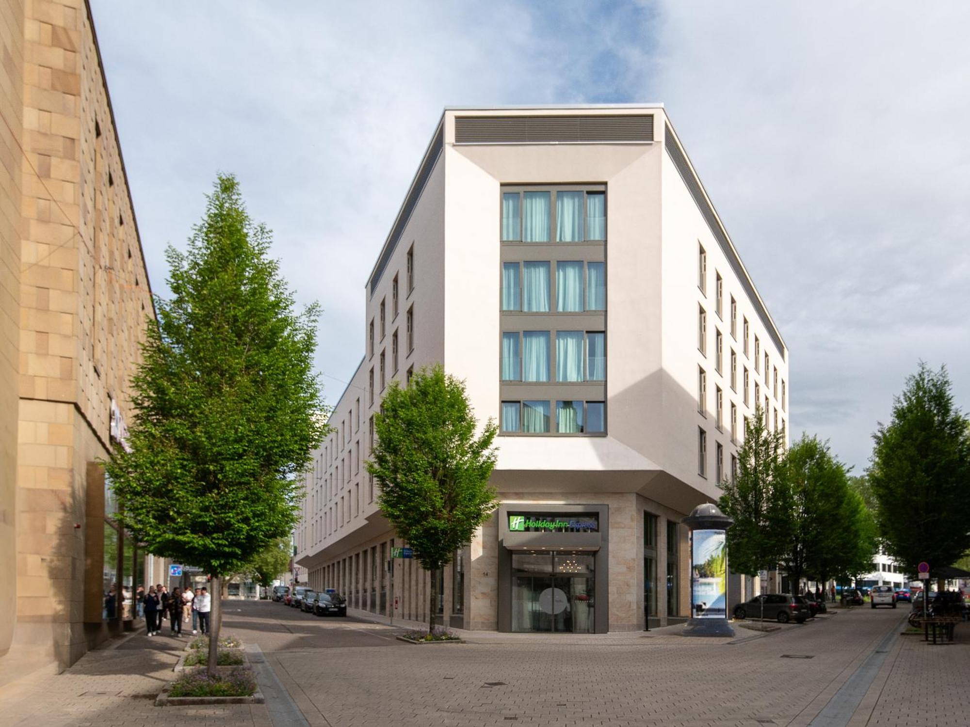 Holiday Inn Express Heilbronn By Ihg Exteriör bild