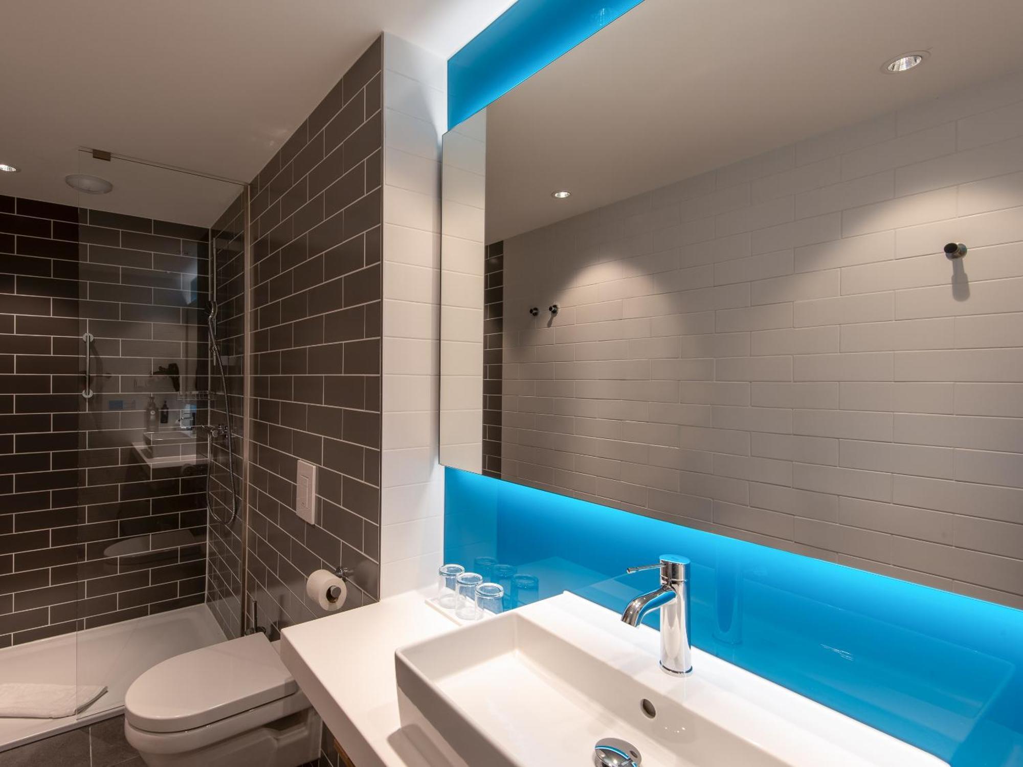 Holiday Inn Express Heilbronn By Ihg Exteriör bild