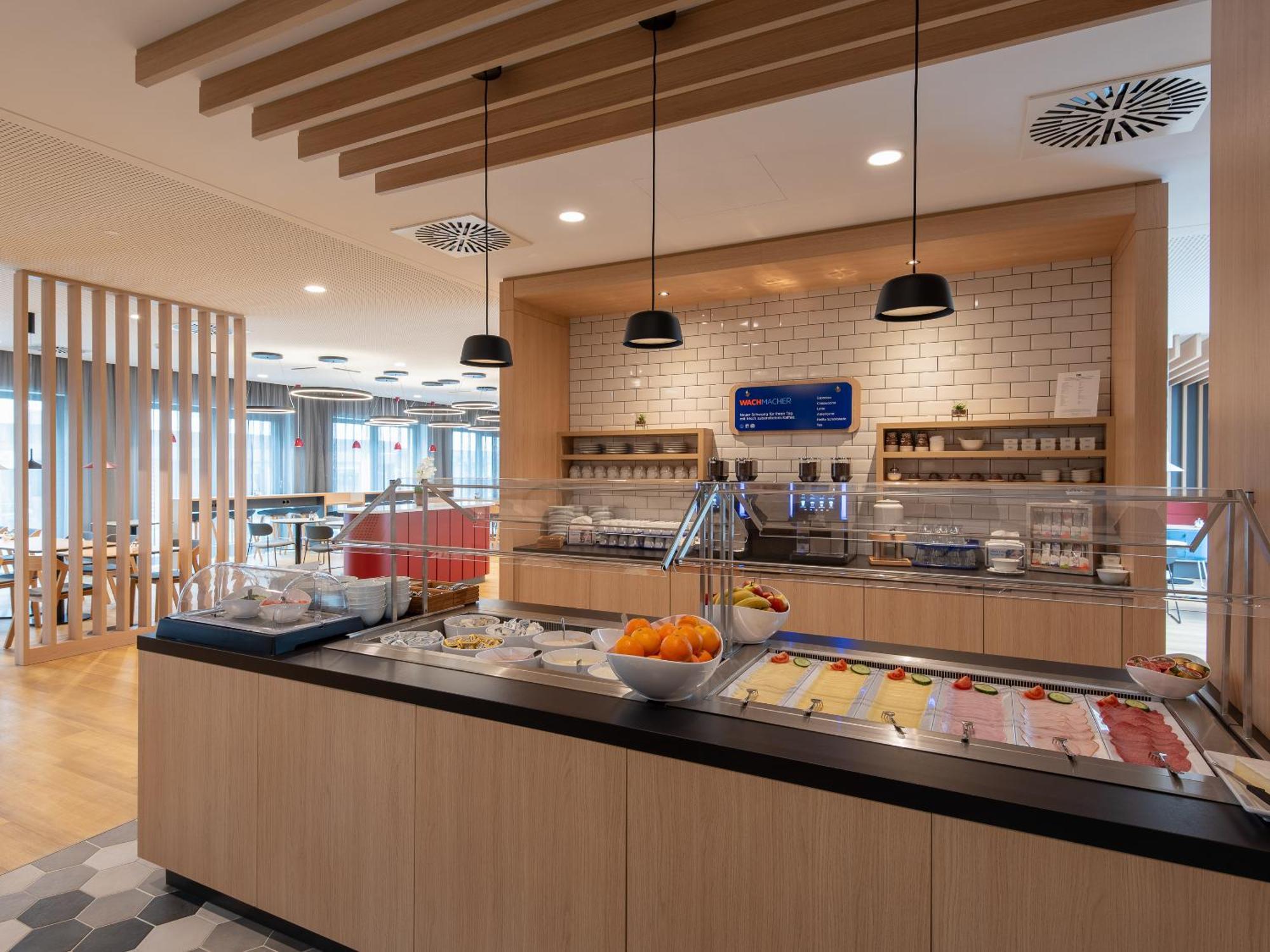 Holiday Inn Express Heilbronn By Ihg Exteriör bild