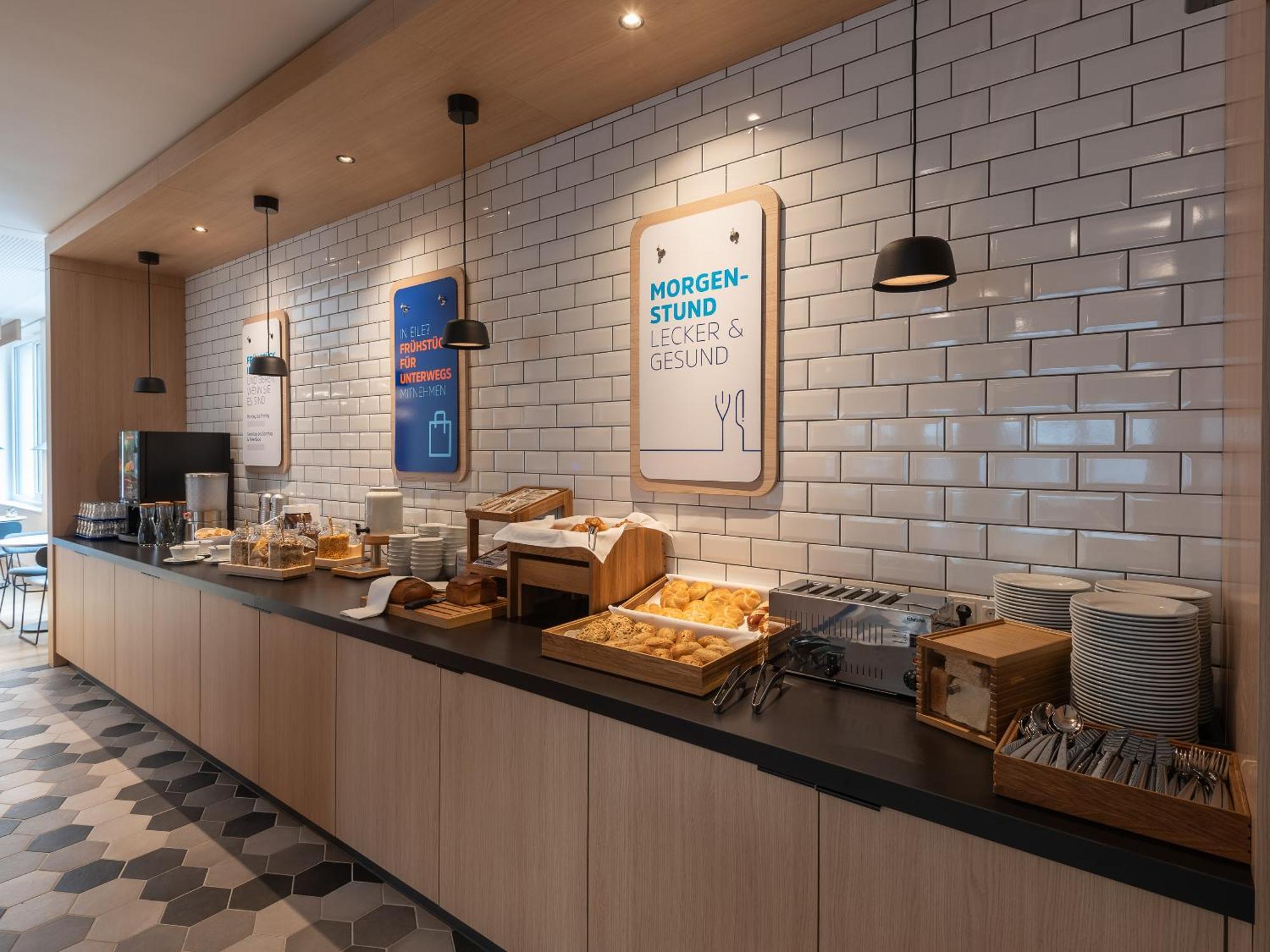 Holiday Inn Express Heilbronn By Ihg Exteriör bild