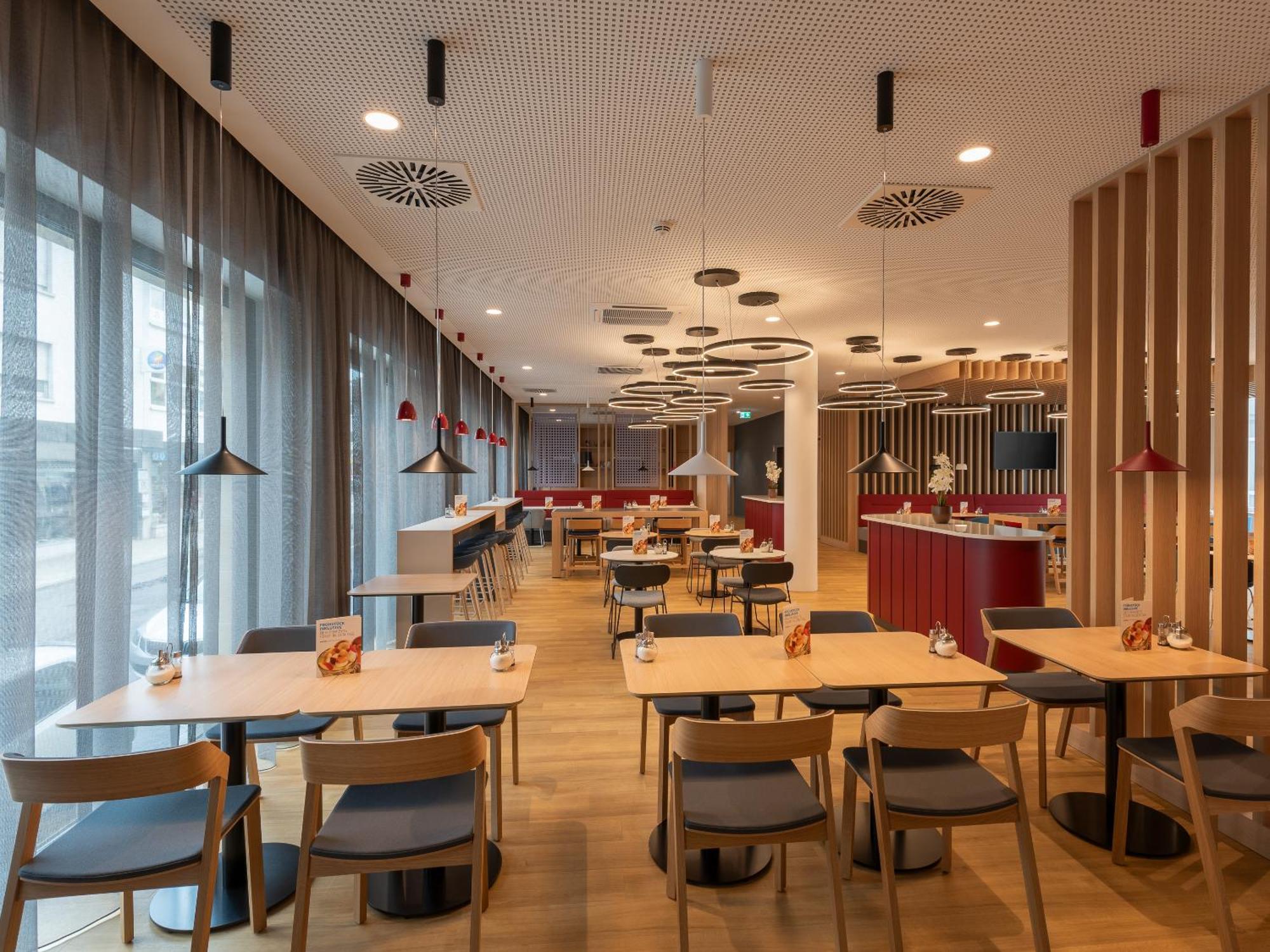 Holiday Inn Express Heilbronn By Ihg Exteriör bild