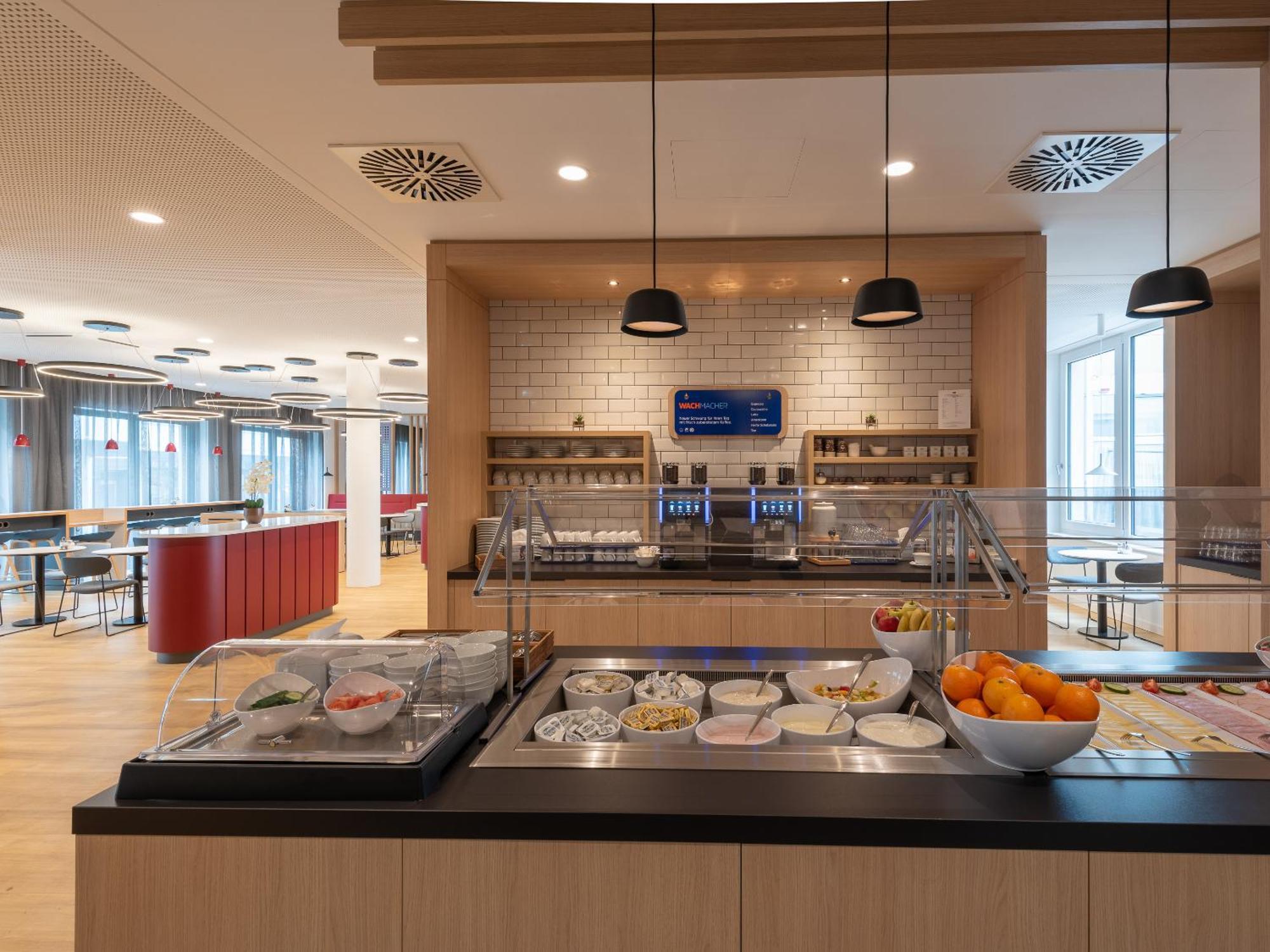 Holiday Inn Express Heilbronn By Ihg Exteriör bild