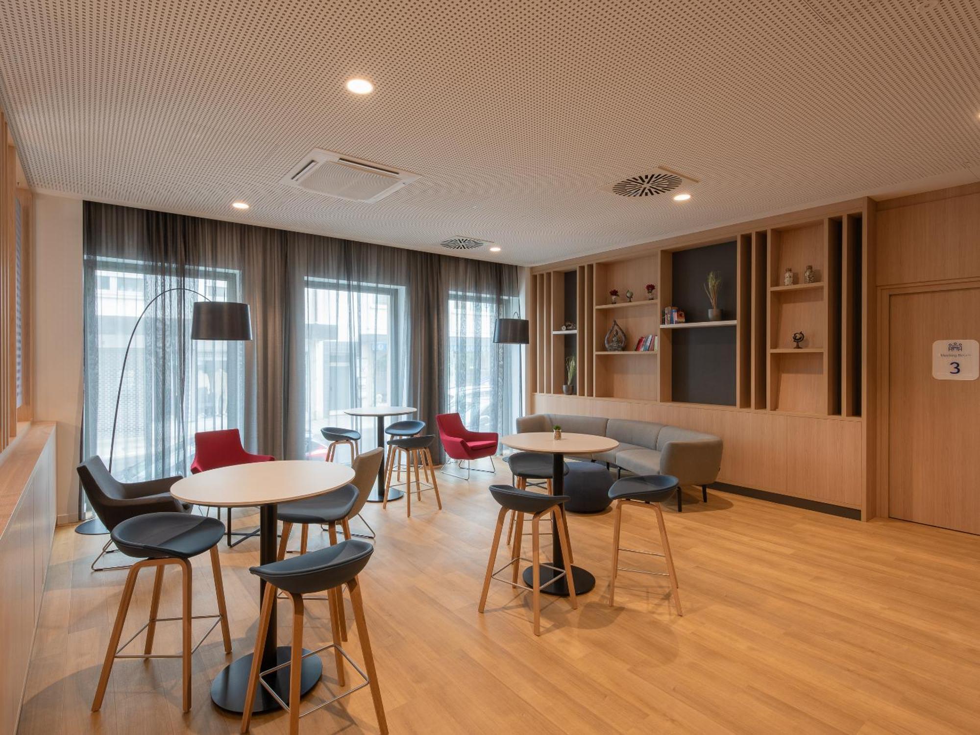 Holiday Inn Express Heilbronn By Ihg Exteriör bild