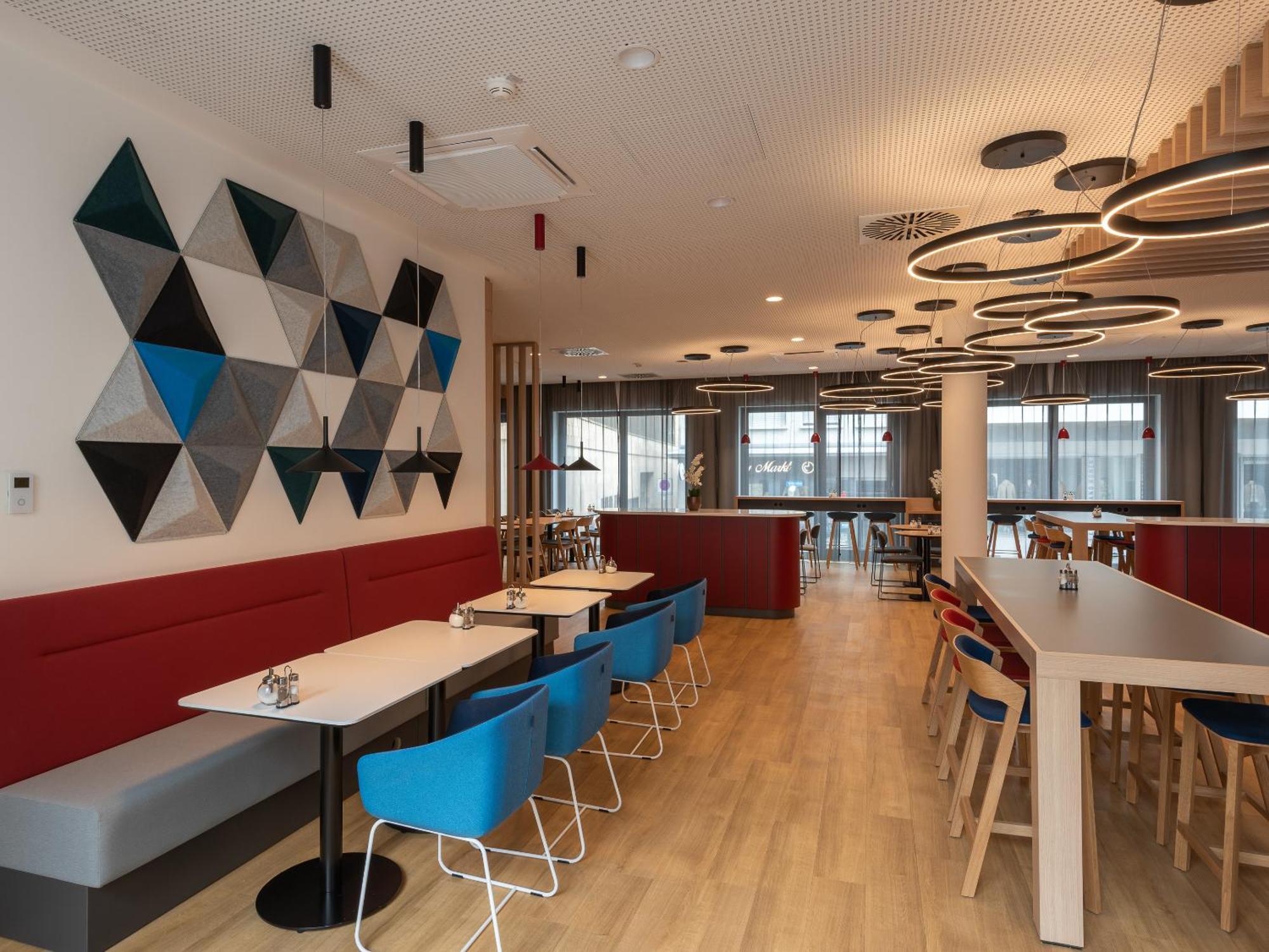 Holiday Inn Express Heilbronn By Ihg Exteriör bild